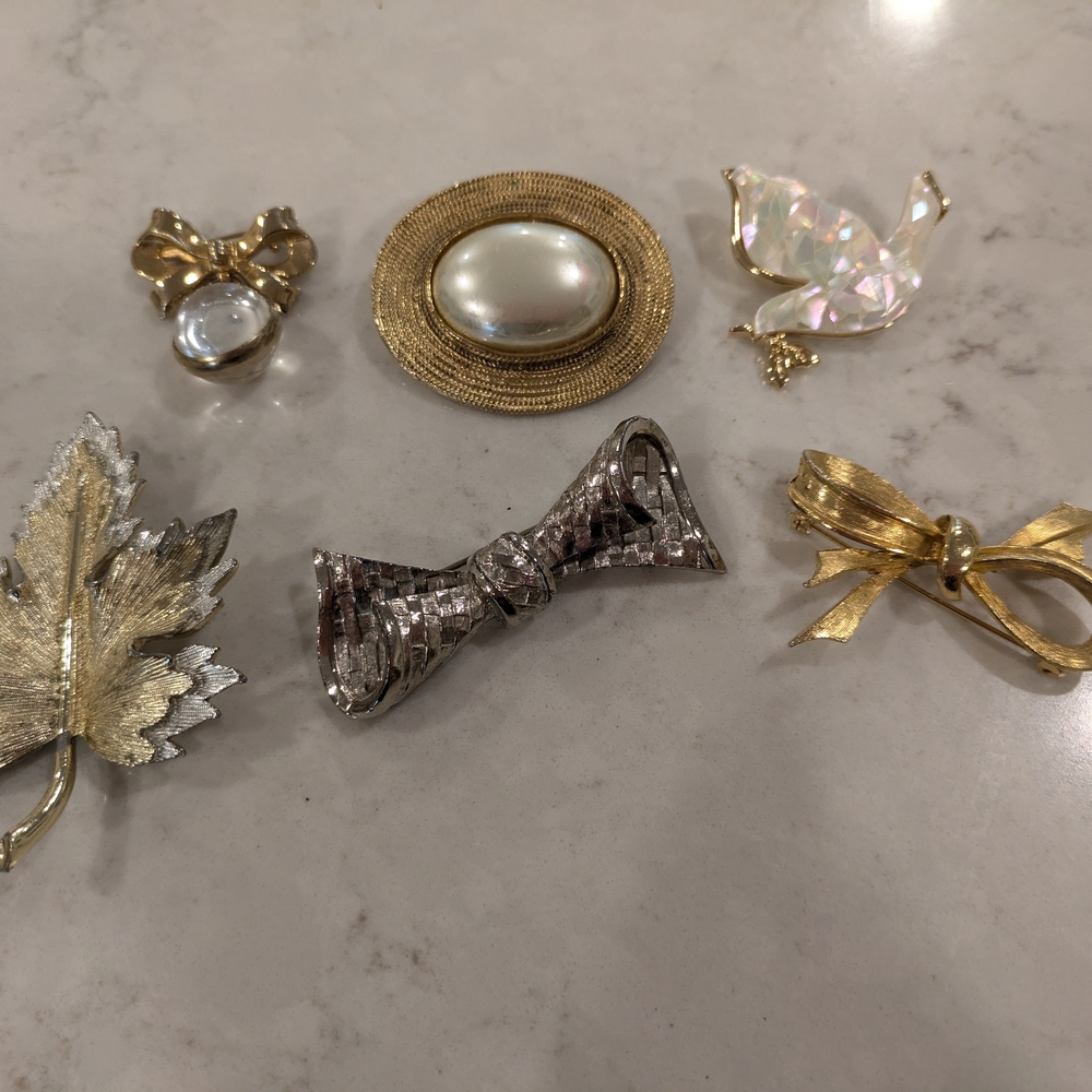 Set Of 6 Gold and Silver Brooch Collection. Signed